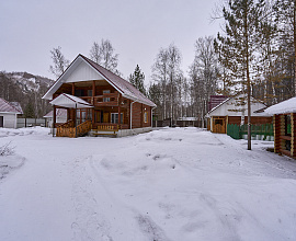 Бревенчатый дом на Базаихе район 