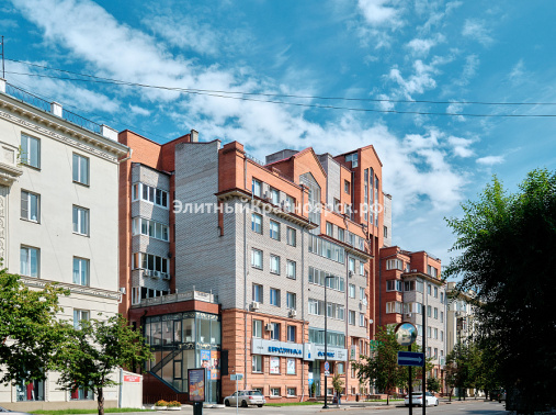 В сердце города в красивом доме цена 23000000.00
