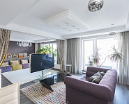 Большая комфортабельная квартира в Лазурном Большая комфортабельная квартира в Лазурном