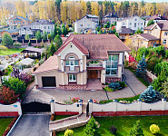 Архитектурный особняк в окружении природы и статуса. мрн.Чистый Архитектурный особняк в окружении природы и статуса. мрн.Чистый