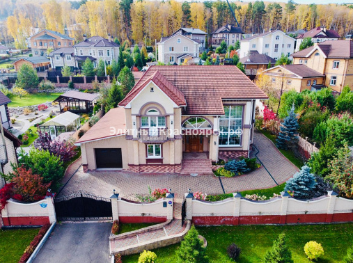 Архитектурный особняк в окружении природы и статуса. мрн.Чистый цена 105000000.00